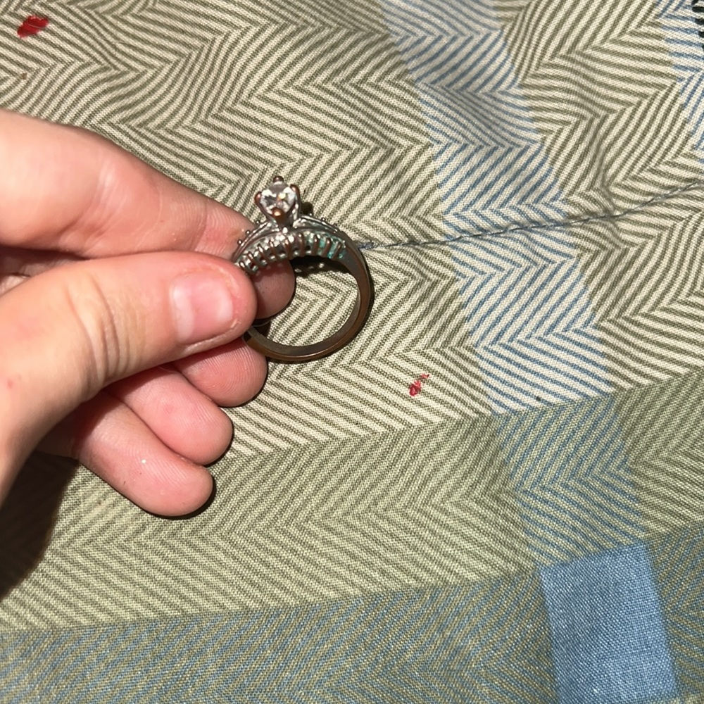 Ring - Picture 2 of 2